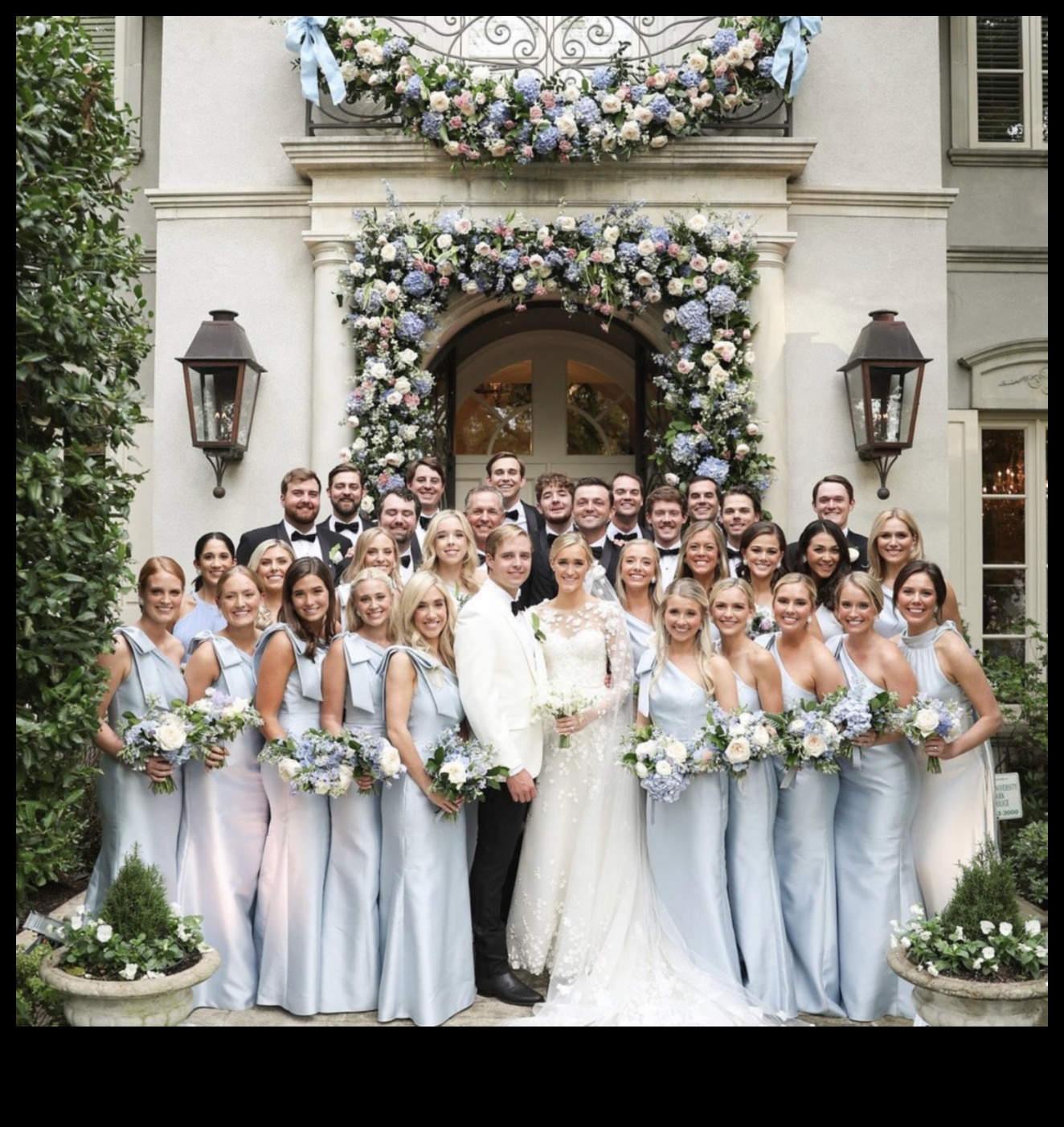 Mīlestības stāstu veidošana: meistarīga kāzu plānošana