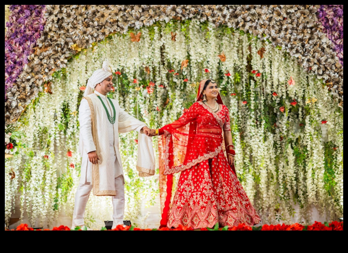 Mūžības ierāmēšana: izcila kāzu fotogrāfija