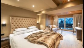 Chic Chronicles: jūsu personalizētais komplekts