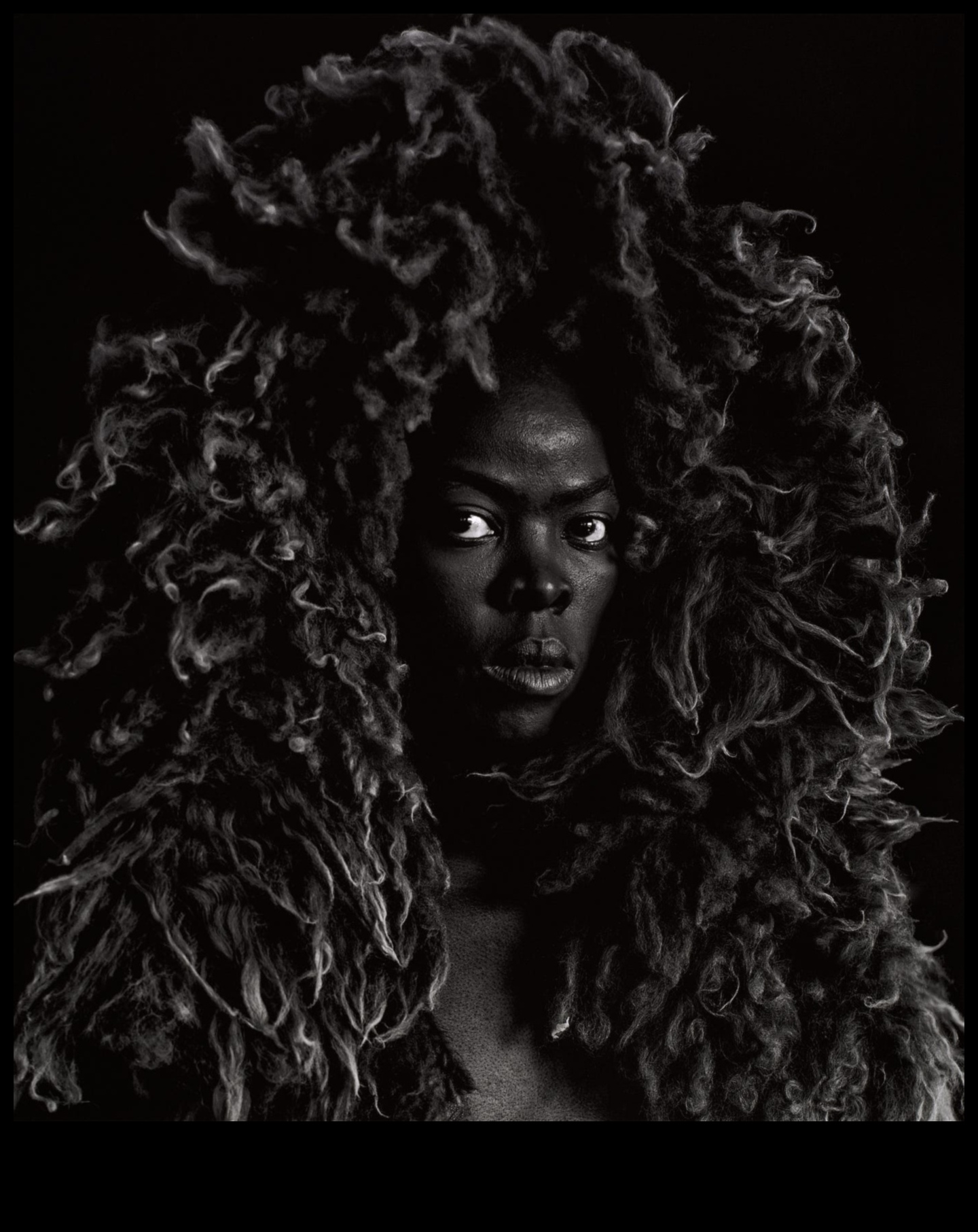 Ārpus filtriem: māksliniecisku stāstu veidošana digitālajā fotogrāfijā