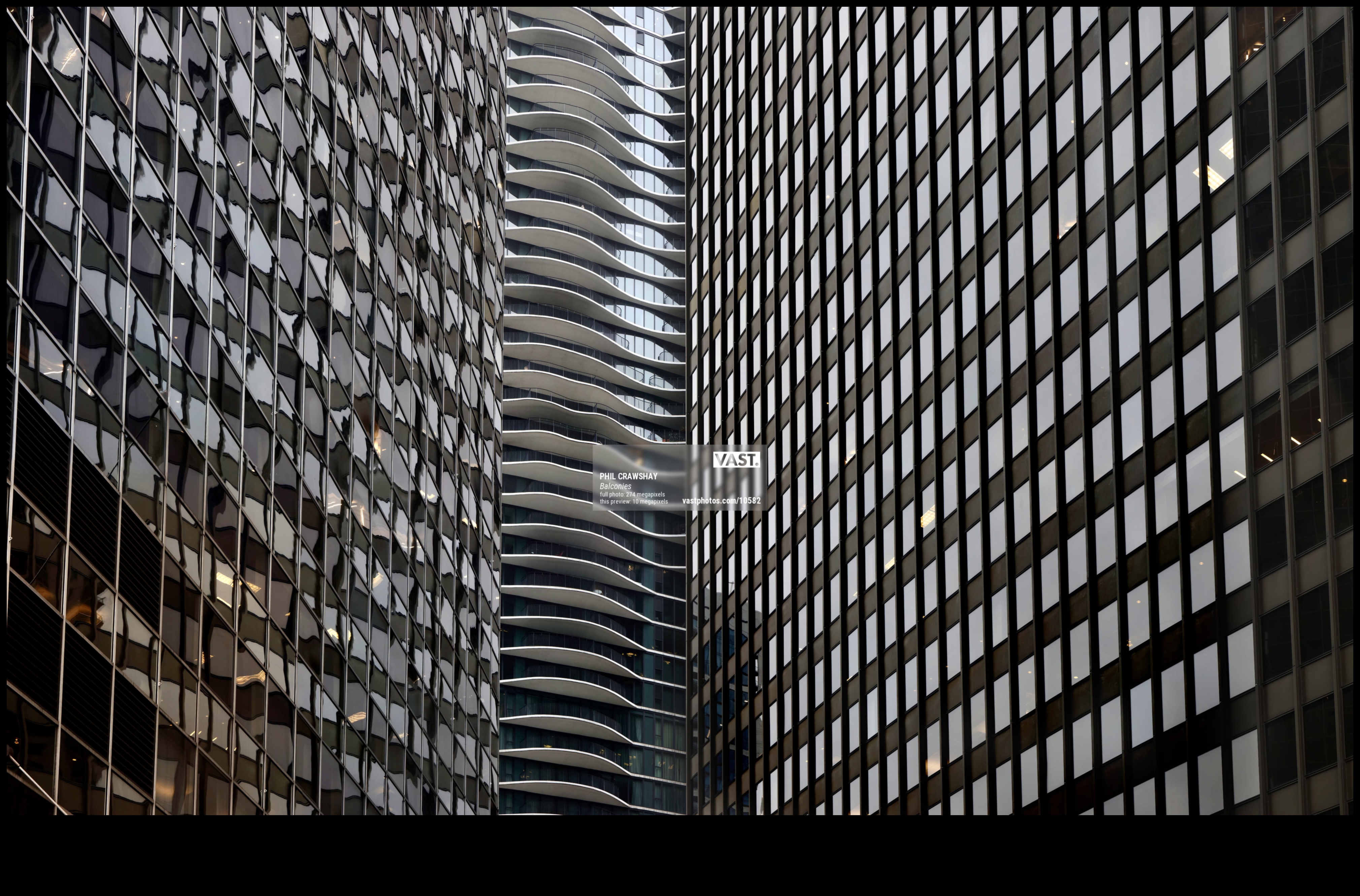 Pilsētas elegance: arhitektūras fotogrāfijas meistarība pikseļos